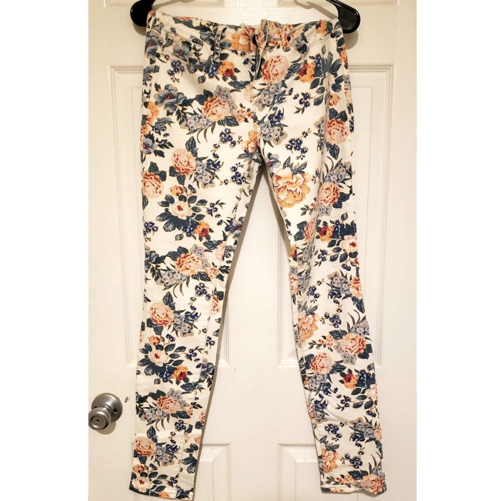 Floral Skinny Jeans - SIZE 9